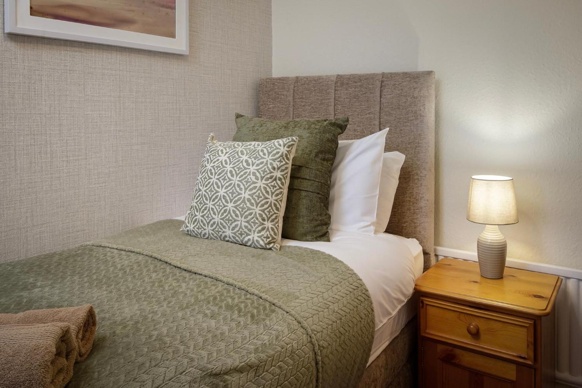 Arnside - Spacious 10-Bedroom Seaside Cottage Blackpool Ngoại thất bức ảnh